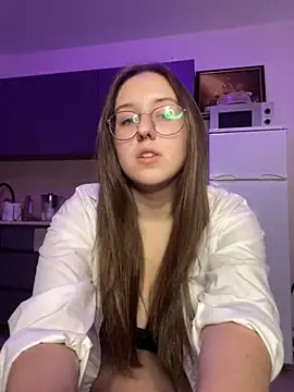 Vviikkssiikk online show from October 2025 05:02:02 PM