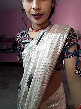 Eshna Dabral online show from December 2025 03:45:02 AM