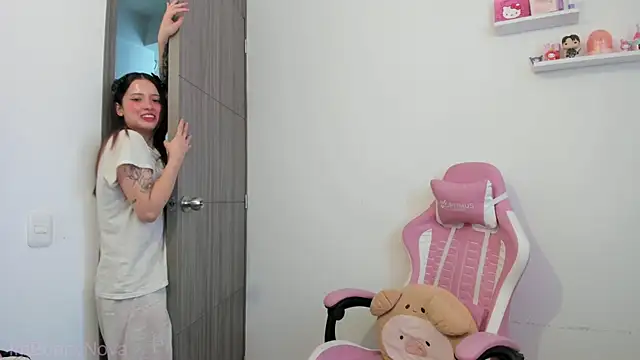 ImBunnyNova online show from July 2026 02:20:02 PM