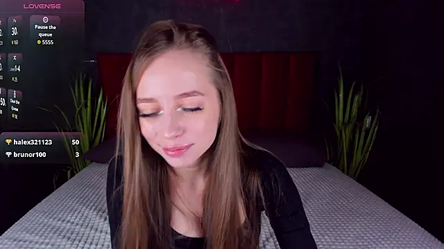 Amy Waynee online show from September 2025 06:56:02 PM