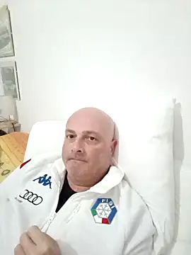 Alexis Bull online show from February 2026 04:15:02 PM