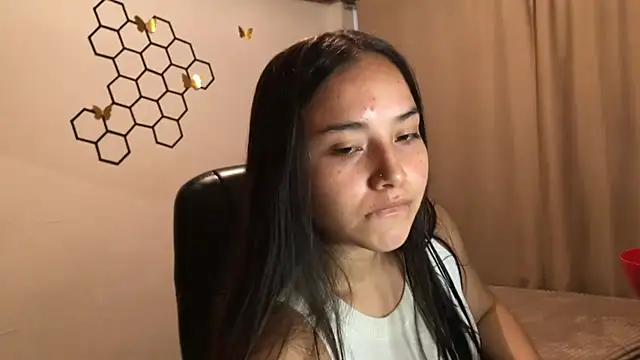 Snapshot of amelia_hall chatting on October 2025 03:41:01 PM amelia hall online show from October 2025 03:41:01 PM