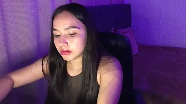 Snapshot of amelia_hall chatting on June 2026 10:13:02 PM amelia hall online show from June 2026 10:13:02 PM