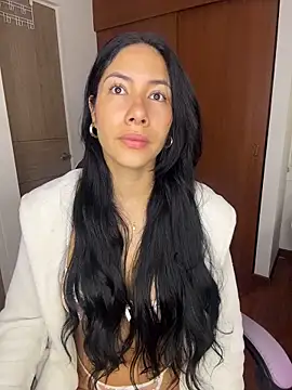 ArianaReynoldss online show from March 2026 10:12:02 AM