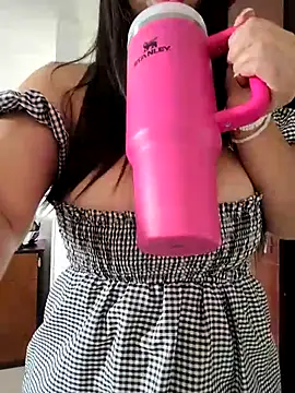 Snapshot of Yuli_Mars chatting on June 2026 03:49:02 PM Yuli Mars online show from June 2026 03:49:02 PM