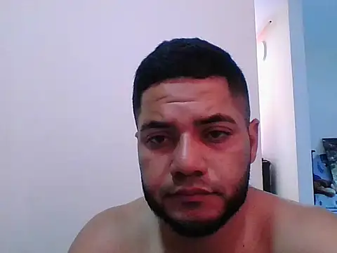 Snapshot of Alexanonimo chatting on October 2025 03:47:02 PM Alexanonimo online show from October 2025 03:47:02 PM