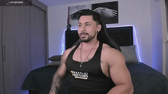 santi aesthetic online show from April 2026 12:37:01 AM