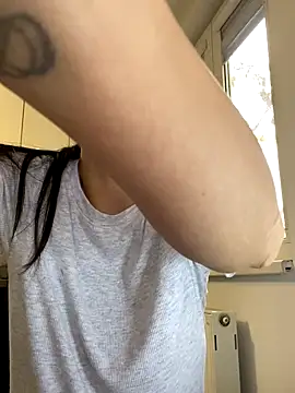 Snapshot of Anna_Nobel chatting on November 2025 06:13:01 AM Anna Nobel online show from November 2025 06:13:01 AM