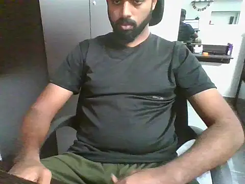 lovelyakash69 online show from January 2026 05:12:01 AM