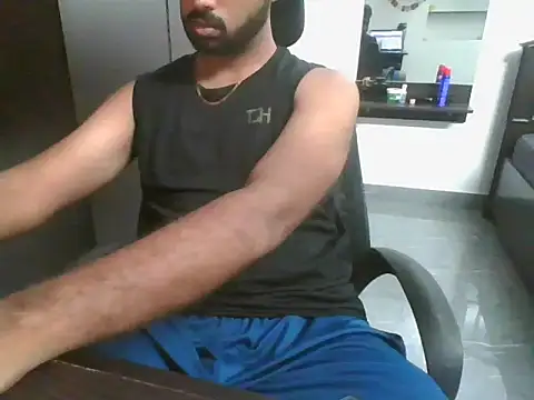 lovelyakash69 online show from March 2026 06:19:02 AM