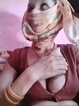 Snapshot of Soniy-Maax chatting on June 2026 08:09:02 AM Soniy-Maax online show from June 2026 08:09:02 AM