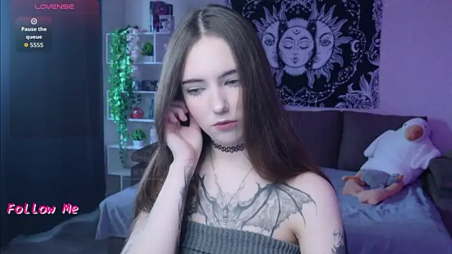 naugghtynikki online show from October 2025 03:58:01 AM