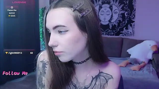 naugghtynikki online show from November 2025 04:36:02 AM