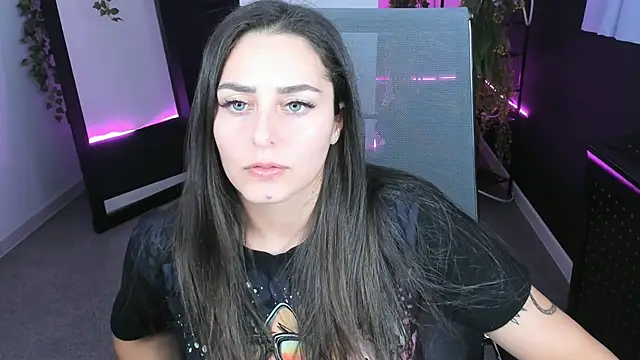 ValeriiMills online show from October 2025 02:29:01 PM