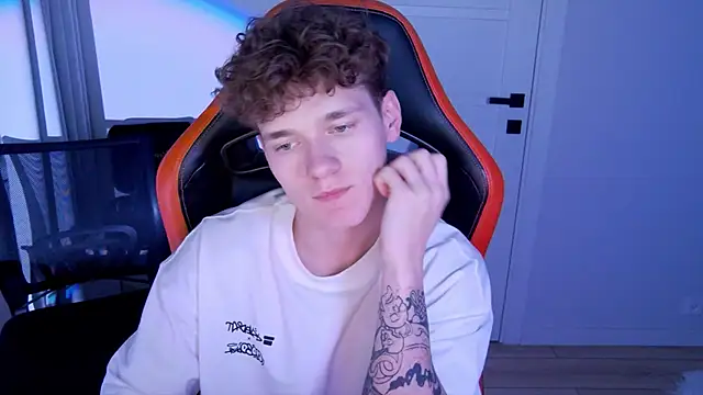 DanyDavis online show from March 2026 08:14:01 PM