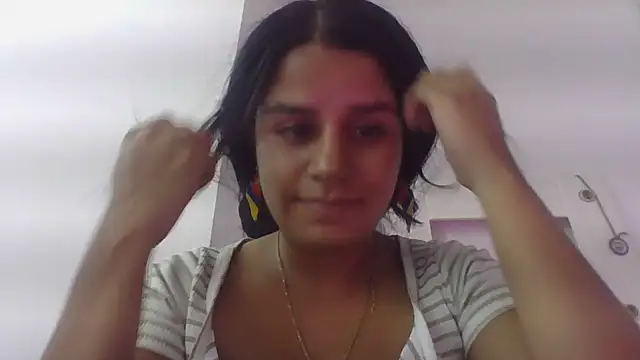 Snapshot of MeliSweet chatting on June 2026 04:13:01 PM MeliSweet online show from June 2026 04:13:01 PM