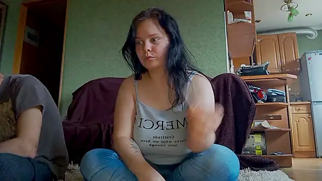 SweetPiggyx online show from April 2026 09:59:01 AM