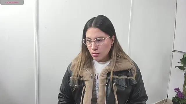 saaya tay online show from October 2025 03:23:02 AM