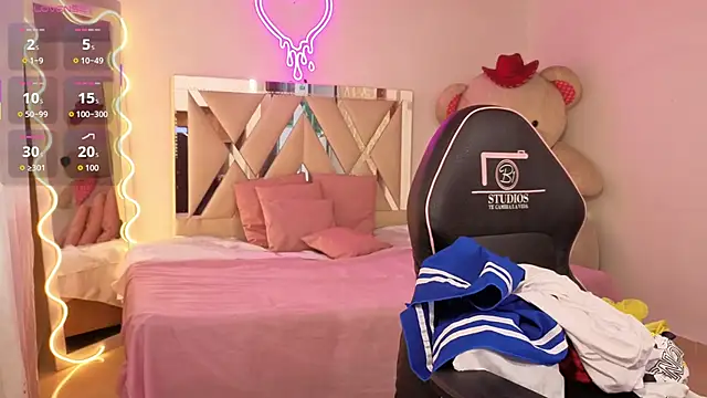 kissy tay online show from October 2025 12:06:01 PM