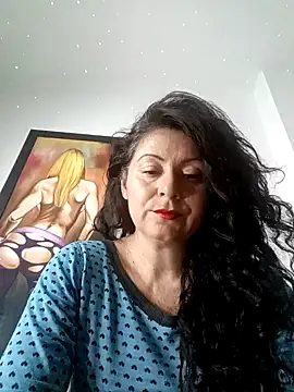 lunadicty online show from December 2024 12:57:02 AM