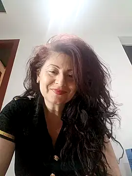 lunadicty online show from October 2025 12:33:02 AM