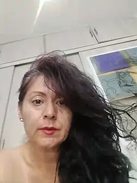 lunadicty online show from May 2026 12:29:02 AM