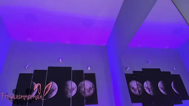 Snapshot of FreyaZimmerman_ chatting on September 2025 08:47:01 PM FreyaZimmerman online show from September 2025 08:47:01 PM