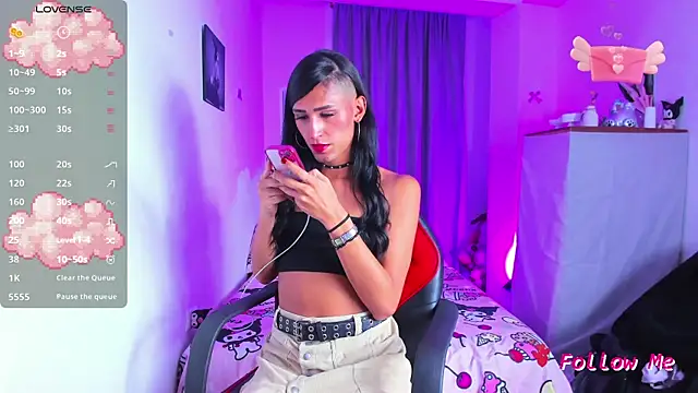 SkylerBennet online show from October 2025 03:28:01 AM