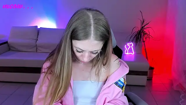 Snapshot of SweetMeeow chatting on November 2025 01:27:02 AM SweetMeeow online show from November 2025 01:27:02 AM