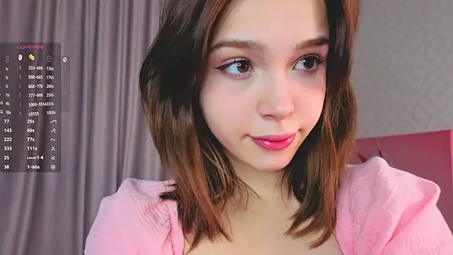 FancyHenley online show from October 2025 01:09:01 AM