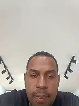 Snapshot of elnegro707070 chatting on October 2025 11:18:02 AM elnegro707070 online show from October 2025 11:18:02 AM