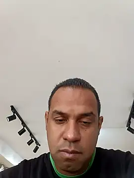 Snapshot of elnegro707070 chatting on October 2025 11:29:02 AM elnegro707070 online show from October 2025 11:29:02 AM