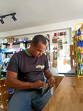 Snapshot of elnegro707070 chatting on October 2025 11:13:02 AM elnegro707070 online show from October 2025 11:13:02 AM