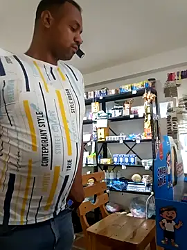 Snapshot of elnegro707070 chatting on November 2025 10:58:02 AM elnegro707070 online show from November 2025 10:58:02 AM