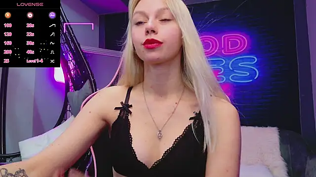 AlessiaCroft online show from November 2025 05:07:01 AM