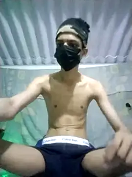 HannanKhan25 online show from March 2026 07:09:01 PM