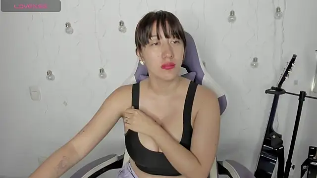 Lissa Kim1 online show from January 2026 01:05:02 PM