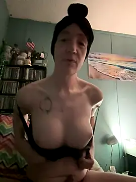 Snapshot of Ts_Mikayla12 chatting on October 2025 04:56:02 AM Ts Mikayla12 online show from October 2025 04:56:02 AM