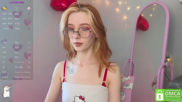 sweetuniporn online show from March 2025 08:40:01 AM