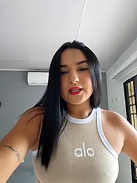 Rosa Warreen  online show from September 2025 12:51:01 PM