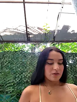 Rosa Warreen  online show from September 2025 12:43:02 PM