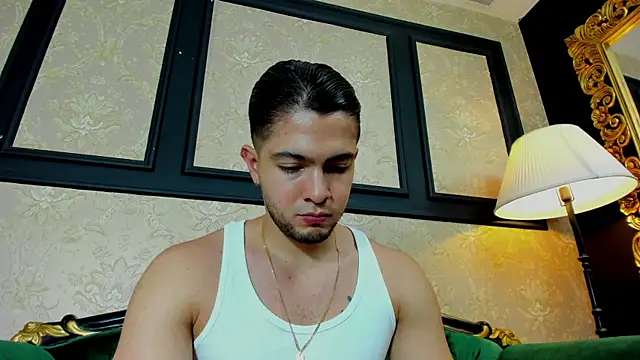 Snapshot of GrantBlake chatting on May 2026 05:37:02 AM GrantBlake online show from May 2026 05:37:02 AM