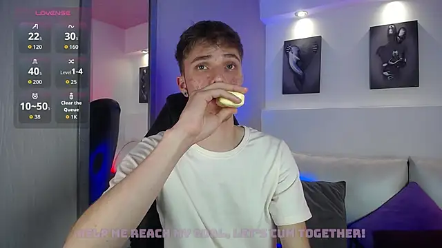 Robbin Blaze online show from November 2025 05:06:02 AM