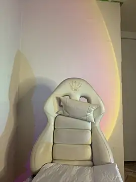 Snapshot of Baby__Otaku chatting on October 2025 10:31:01 PM Baby Otaku online show from October 2025 10:31:01 PM