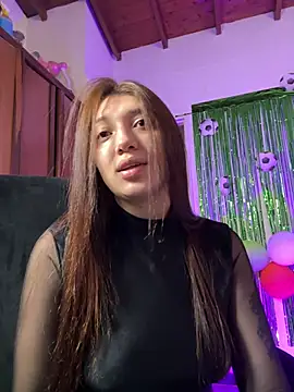 Mia  Gray online show from June 2026 05:23:01 PM