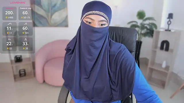 kylie soraya online show from October 2025 04:16:01 PM