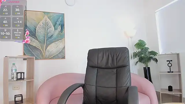 kylie soraya online show from January 2026 05:17:01 PM