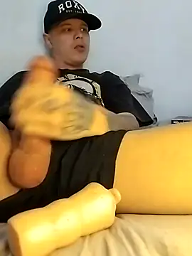 Snapshot of erickdlima1 chatting on October 2025 04:37:01 PM erickdlima1 online show from October 2025 04:37:01 PM