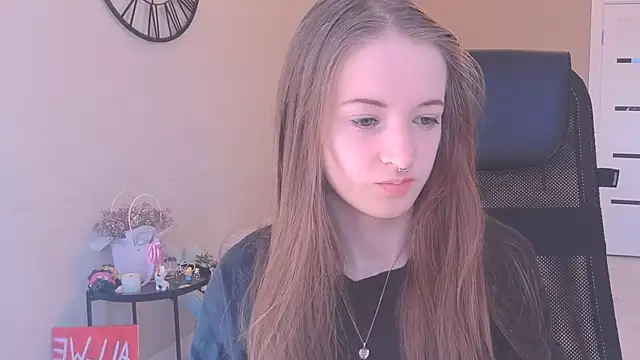 KateKayer online show from September 2025 08:25:01 AM