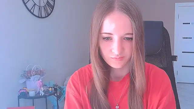 KateKayer online show from September 2025 08:36:02 AM